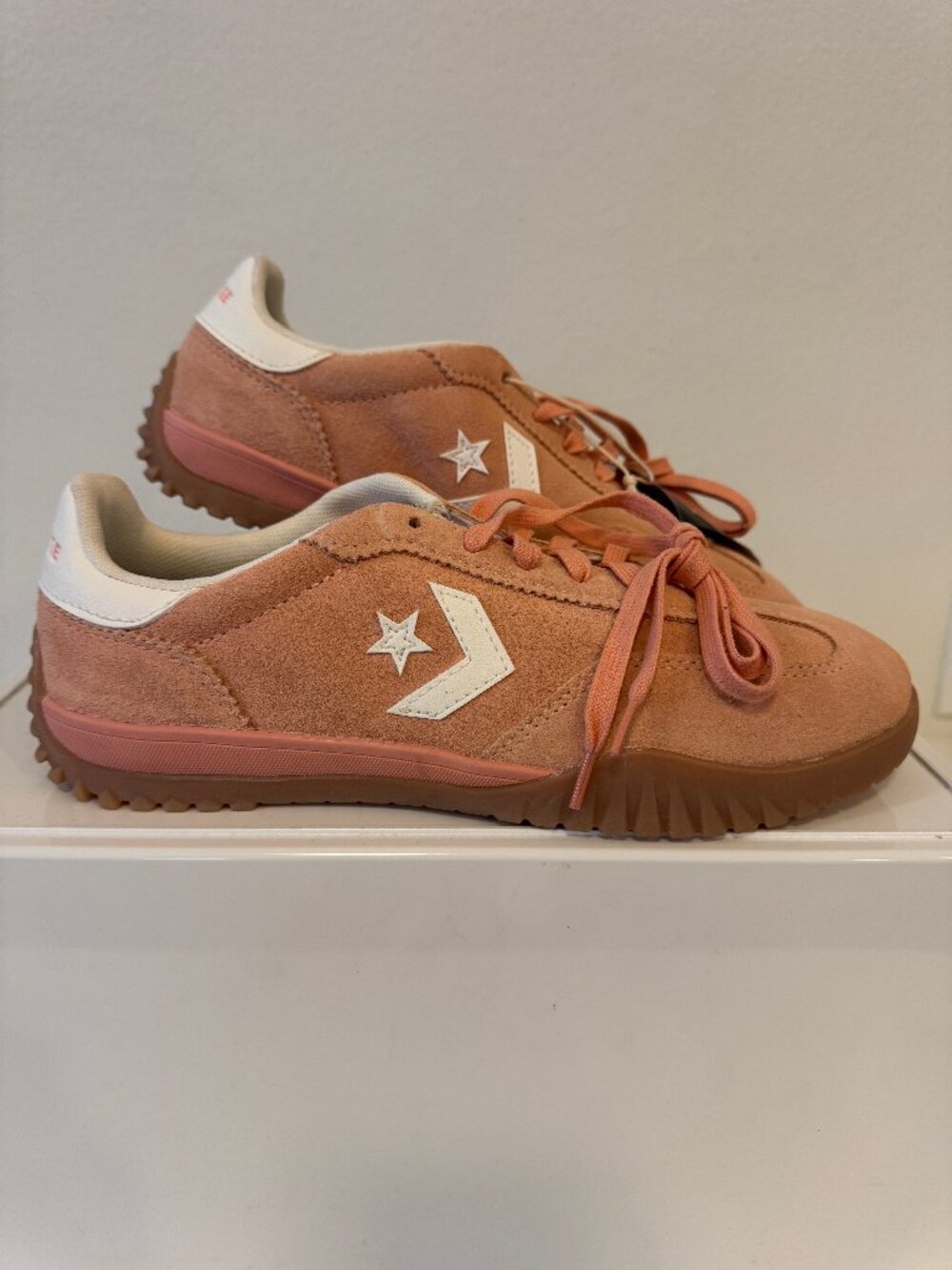 Converse Run Star Trainer A11506C Flamingo Fade Women's 7.5 Men's 6 NWT
